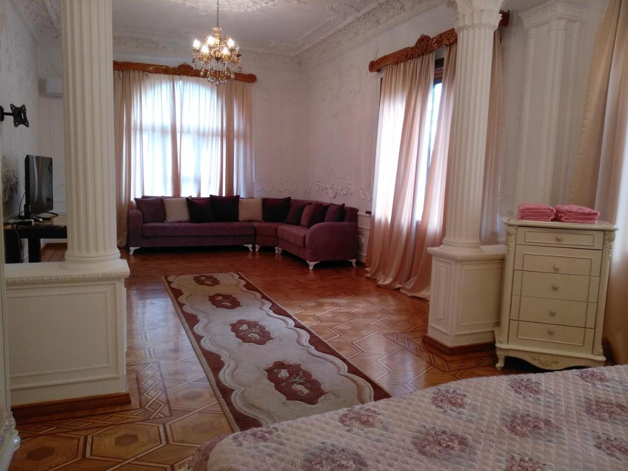 Hotel Royal Kutaisi Exterior foto